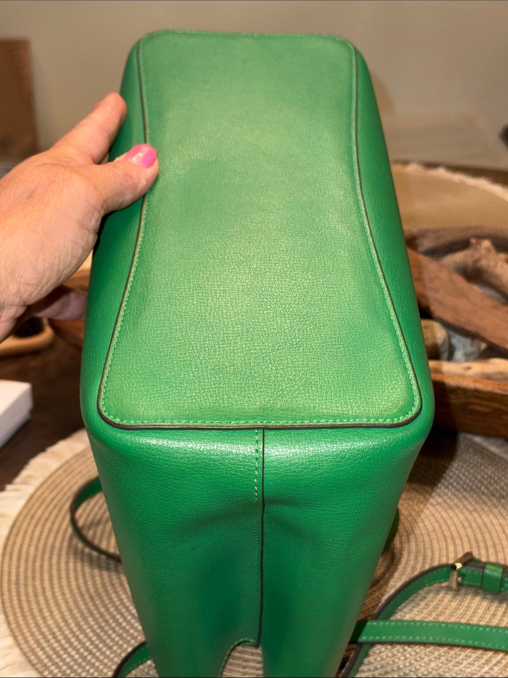 Kate Spade NY Bleeker Green Medium Tote Saffiano Leather/Strap & Floral Charm - Picture 9 of 9